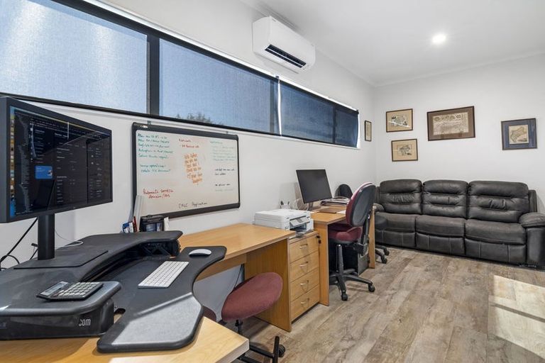 Photo of property in 98 Totara View Road, Wakefield, 7095