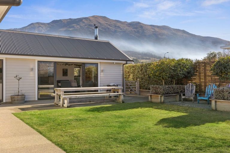 Photo of property in 25 Bell Street, Lake Hawea, Wanaka, 9382