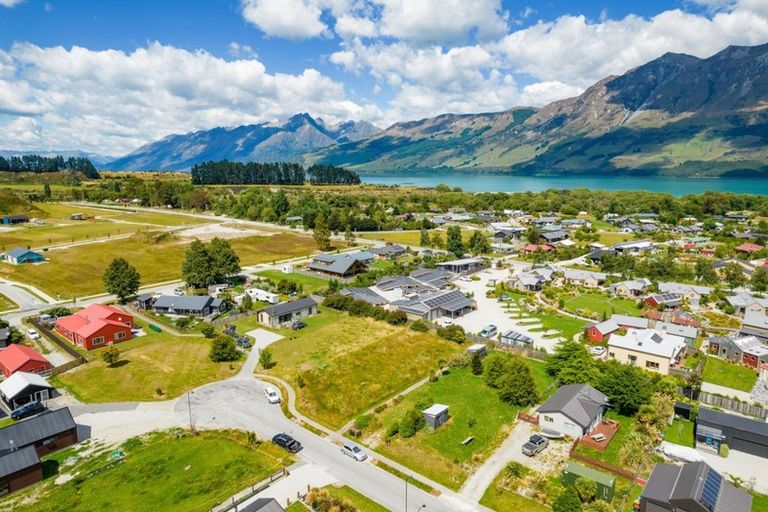 Photo of property in 13 Old Dairy Close, Glenorchy, 9372