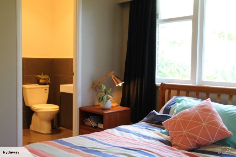 Photo of property in 65 Taylor Road, Mangere Bridge, Auckland, 2022