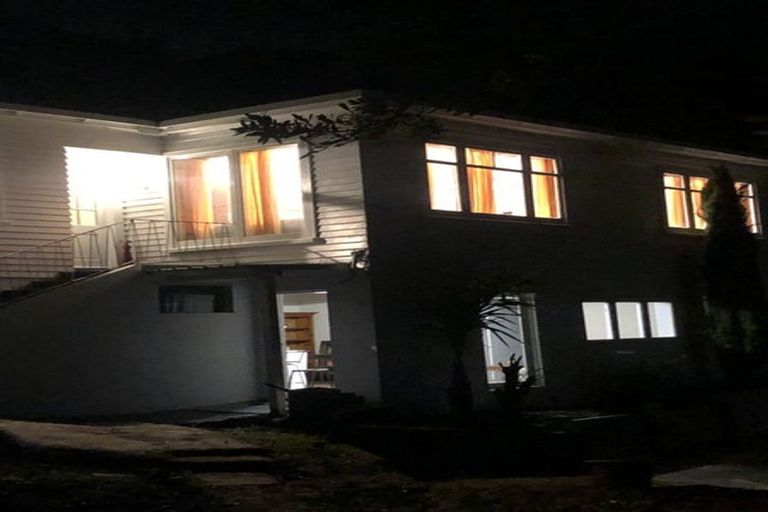 Photo of property in 43 Rangoon Street, Khandallah, Wellington, 6035