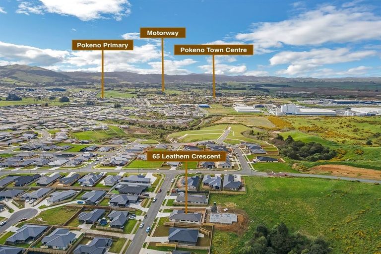Photo of property in 65 Leathem Crescent, Pokeno, 2402