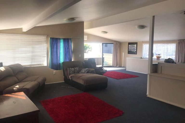 Photo of property in 1032a Papamoa Beach Road, Papamoa Beach, Papamoa, 3118