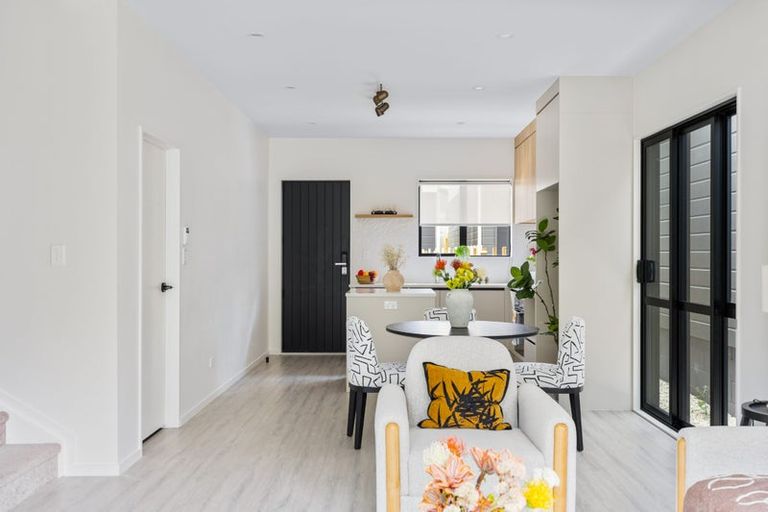 Photo of property in 108d Taikata Road, Te Atatu Peninsula, Auckland, 0610