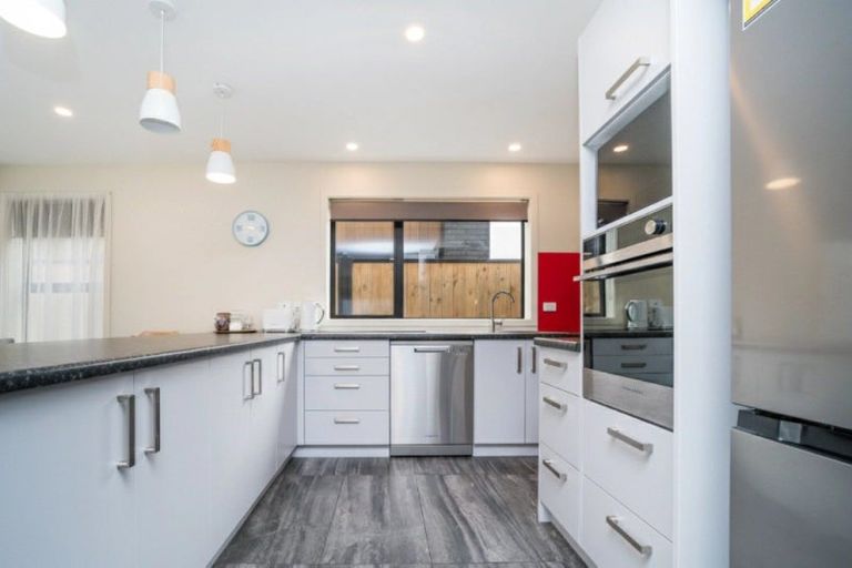 Photo of property in 18a Roy Street, Palmerston North, 4410