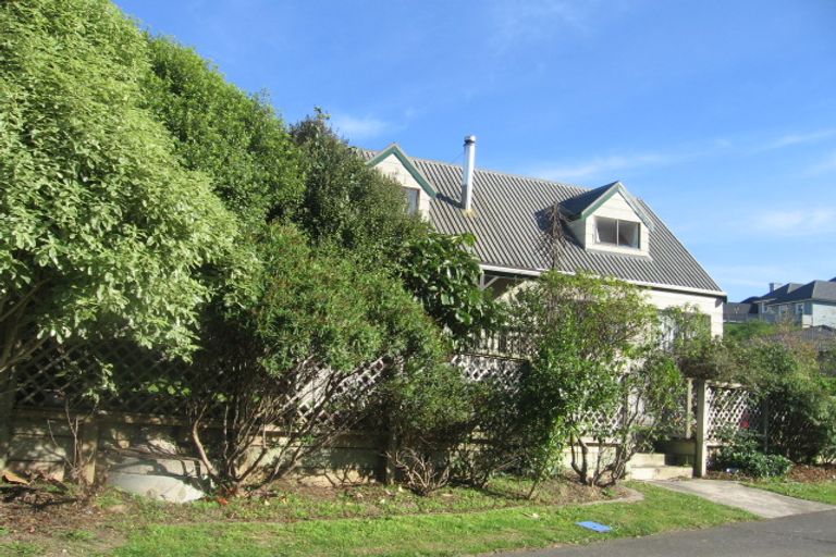 Photo of property in 105 Ayton Drive, Whitby, Porirua, 5024