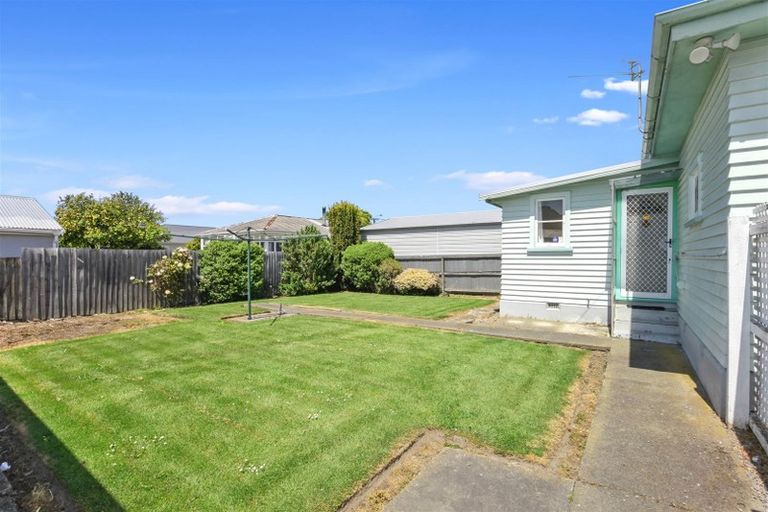 Photo of property in 44 Main North Road, Papanui, Christchurch, 8052