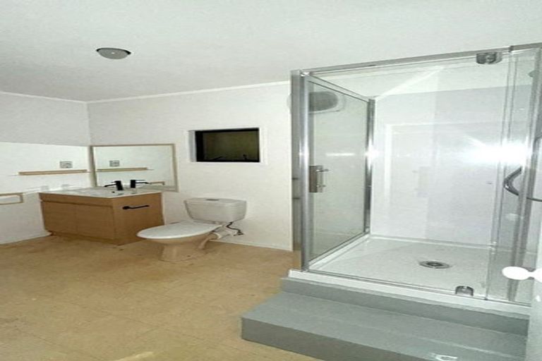 Photo of property in 107 Moore Street, Hillcrest, Auckland, 0627