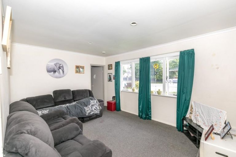 Photo of property in 9 Breckons Avenue, Nawton, Hamilton, 3200