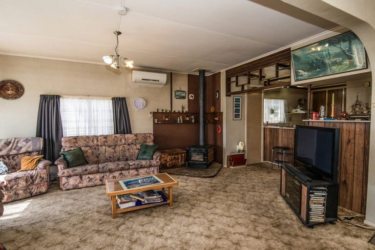 Photo of property in 50 Pitt Street, Raetihi, 4632