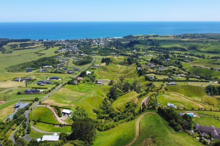 Photo of property in 167 Wairau Road, Kaitake, New Plymouth, 4374