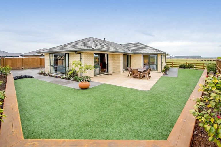 Photo of property in 4 Brockelbank Drive, Kaiapoi, 7630