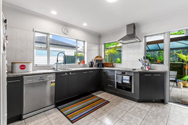 Photo of property in 55b Sheridan Drive, New Lynn, Auckland, 0600