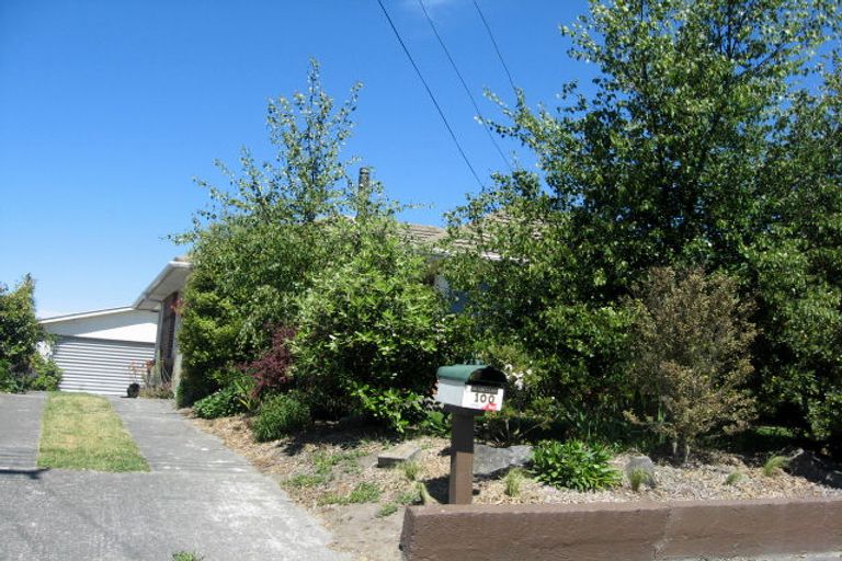 Photo of property in 100 Bassett Street, Burwood, Christchurch, 8083