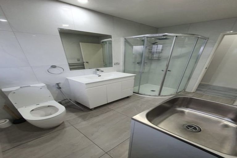 Photo of property in 98 Tir Conaill Avenue, Flat Bush, Auckland, 2019