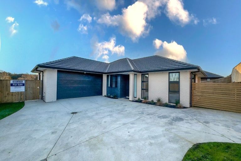 Photo of property in 35b Leathem Crescent, Pokeno, 2402
