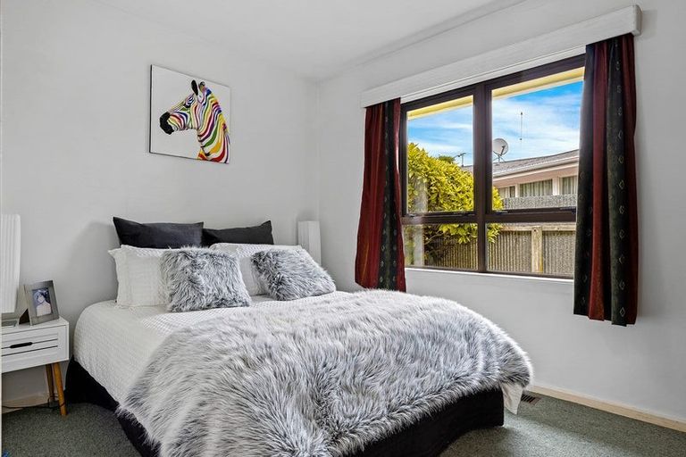 Photo of property in 22 Yardley Street, Avonhead, Christchurch, 8042