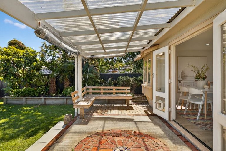 Photo of property in 380 Keyes Road, New Brighton, Christchurch, 8083