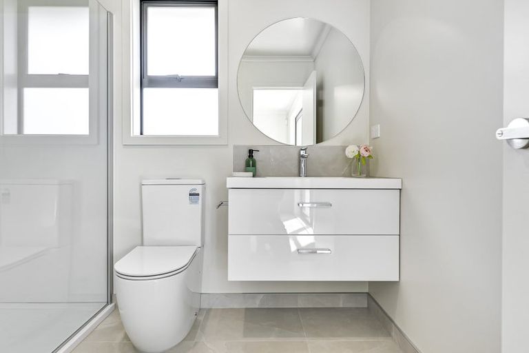 Photo of property in 10 Oralee Terrace, Peacocke, Hamilton, 3206