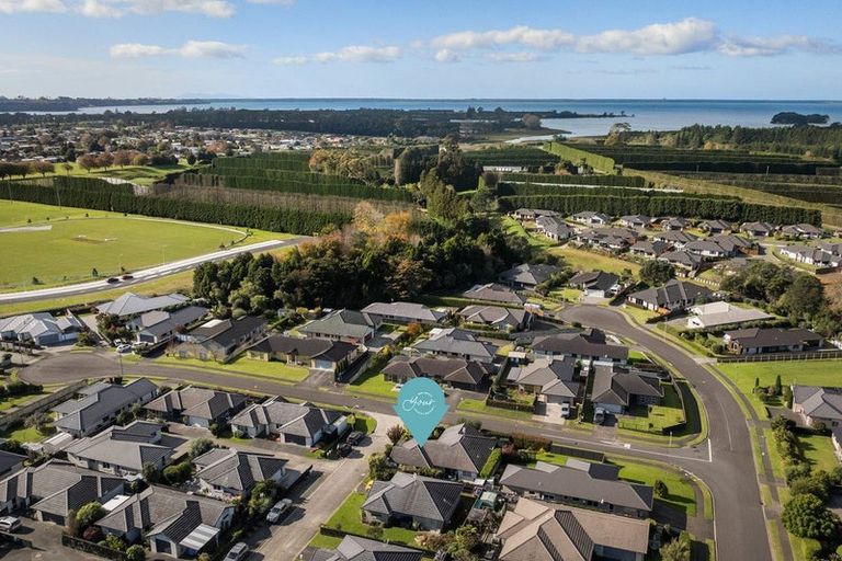 Photo of property in 1 Long Acre Close, Katikati, 3129