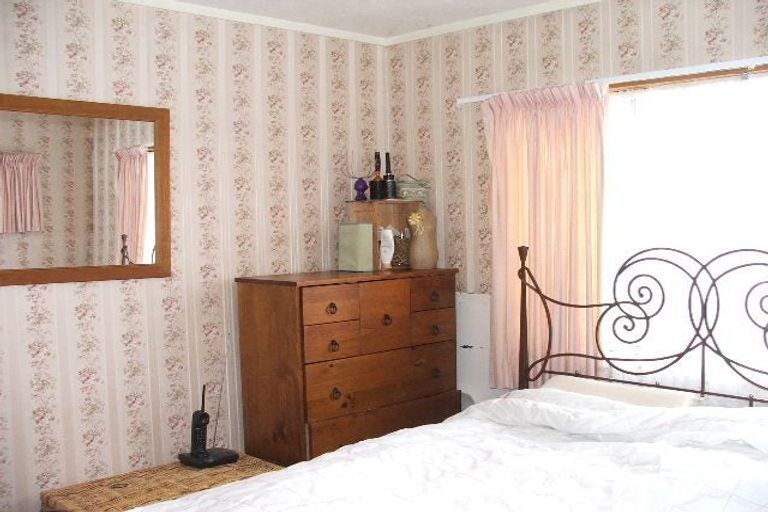 Photo of property in 171a Broderick Road, Johnsonville, Wellington, 6037