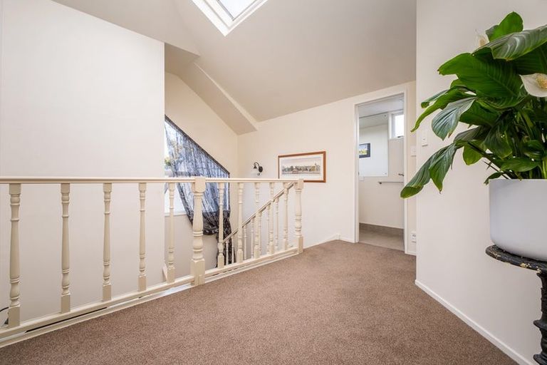 Photo of property in 2/77a Hinau Street, Riccarton, Christchurch, 8041