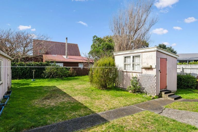 Photo of property in 13 Bahama Crescent, Paraparaumu Beach, Paraparaumu, 5032