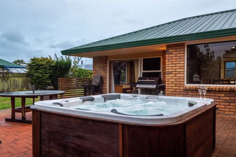 Photo of property in 28 Silverstream Drive, Mosgiel, 9024