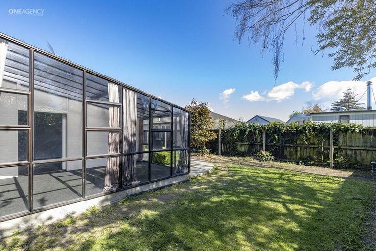 Photo of property in 2/40a Bounty Street, Bryndwr, Christchurch, 8053