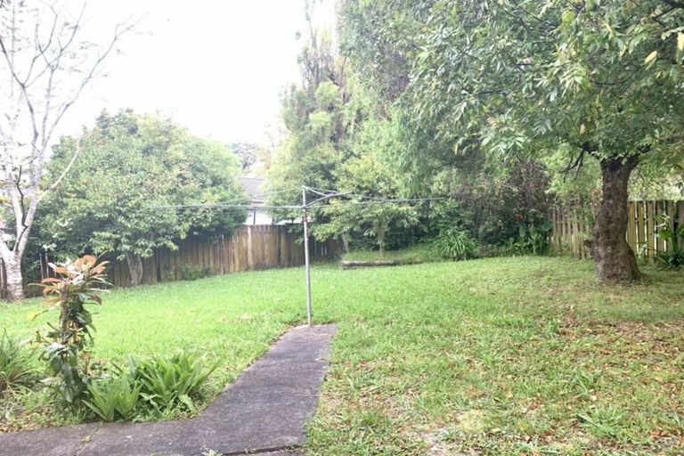 Photo of property in 56 Salamanca Road, Sunnynook, Auckland, 0620