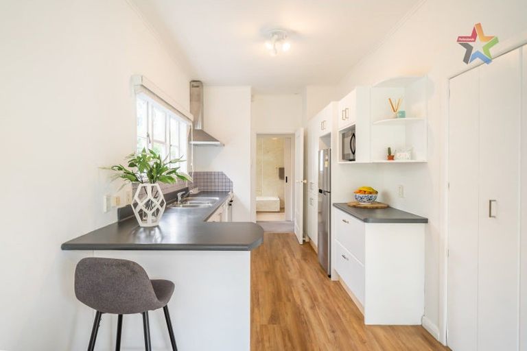 Photo of property in 61 Riverside Drive, Waiwhetu, Lower Hutt, 5010