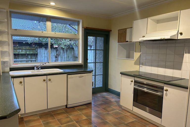 Photo of property in 23 Palm Avenue, Hokowhitu, Palmerston North, 4410