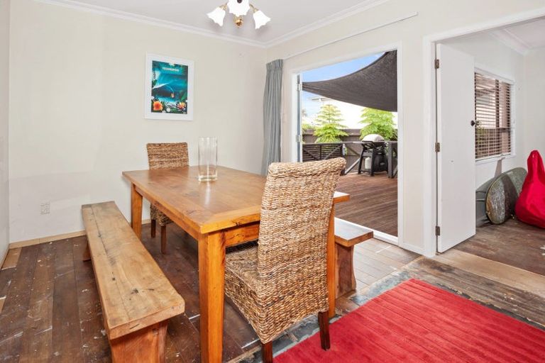 Photo of property in 58 Pitau Road, Mount Maunganui, 3116