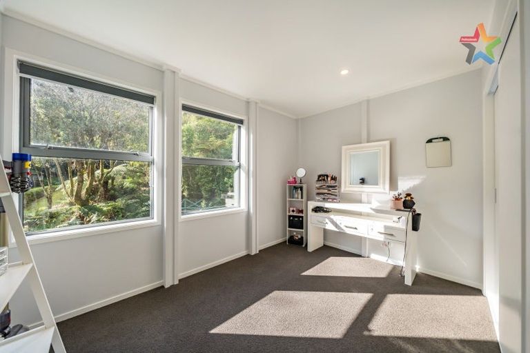 Photo of property in 129 Manuka Street, Stokes Valley, Lower Hutt, 5019
