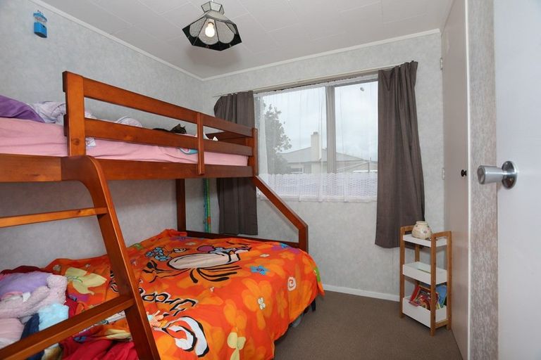 Photo of property in 179a Bridge Street, Bulls, 4818