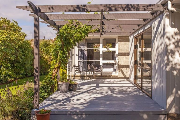 Photo of property in 136 Roydvale Avenue, Burnside, Christchurch, 8053