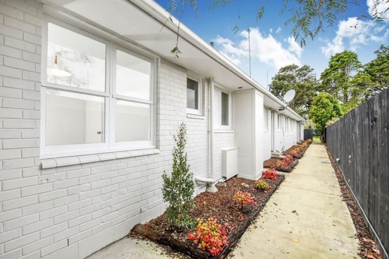 Photo of property in 3/8 Almond Place, Mount Wellington, Auckland, 1060