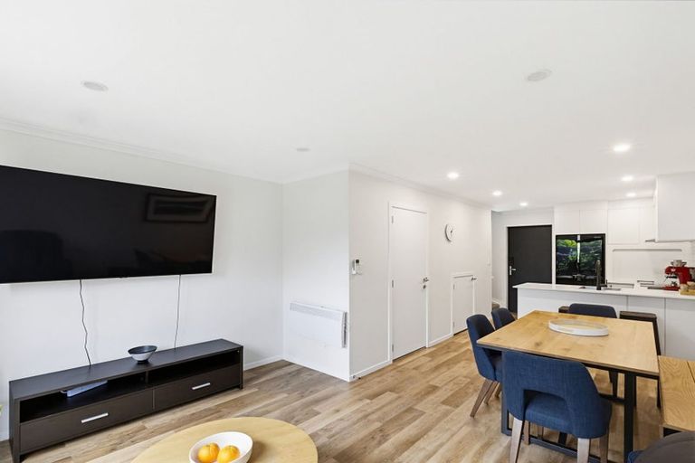 Photo of property in 7 Wharara Lane, Massey, Auckland, 0614