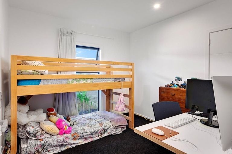 Photo of property in 15 Awatira Drive, Papamoa Beach, Papamoa, 3118