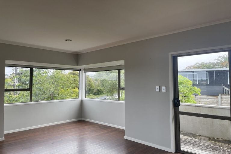 Photo of property in 463 Beach Road, Murrays Bay, Auckland, 0630