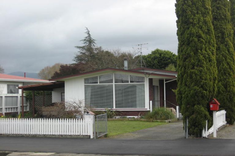 Photo of property in 296 High Street South, Carterton, 5713