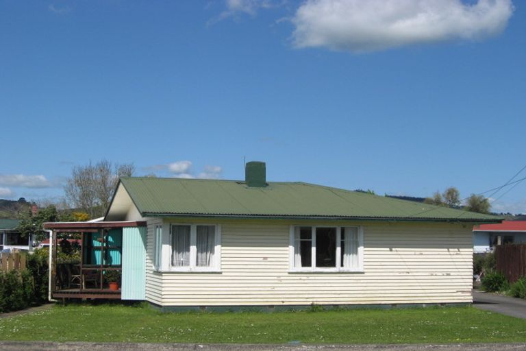 Photo of property in 35 Paki Street, Huntly, 3700