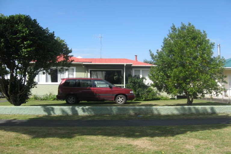 Photo of property in 6 Lewis Avenue, Aramoho, Whanganui, 4500