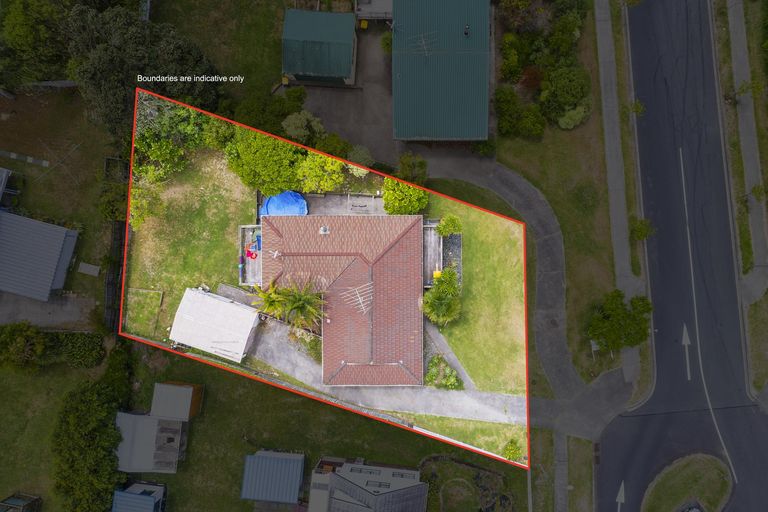 Photo of property in 12 Sari Place, Massey, Auckland, 0614