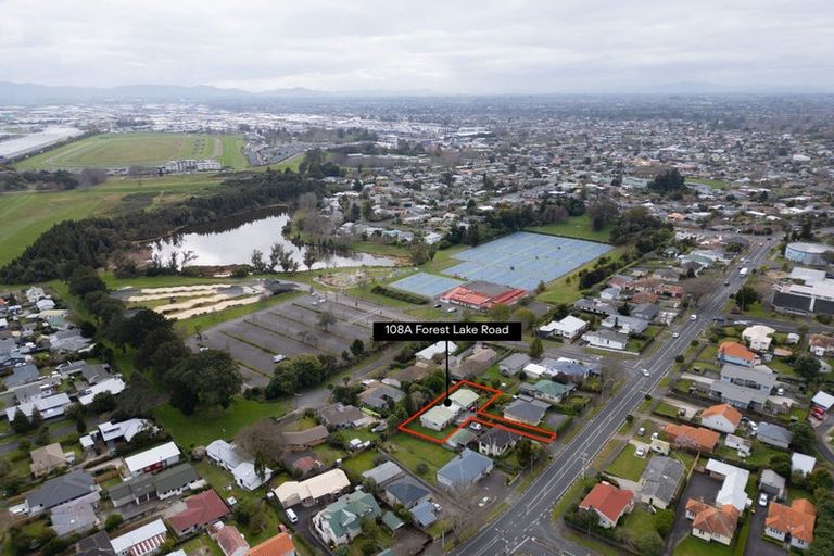 Photo of property in 108a&b Forest Lake Road, Forest Lake, Hamilton, 3200