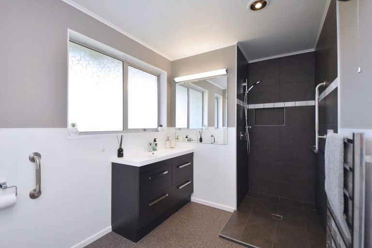 Photo of property in 47 Prince Street, Winton, 9720