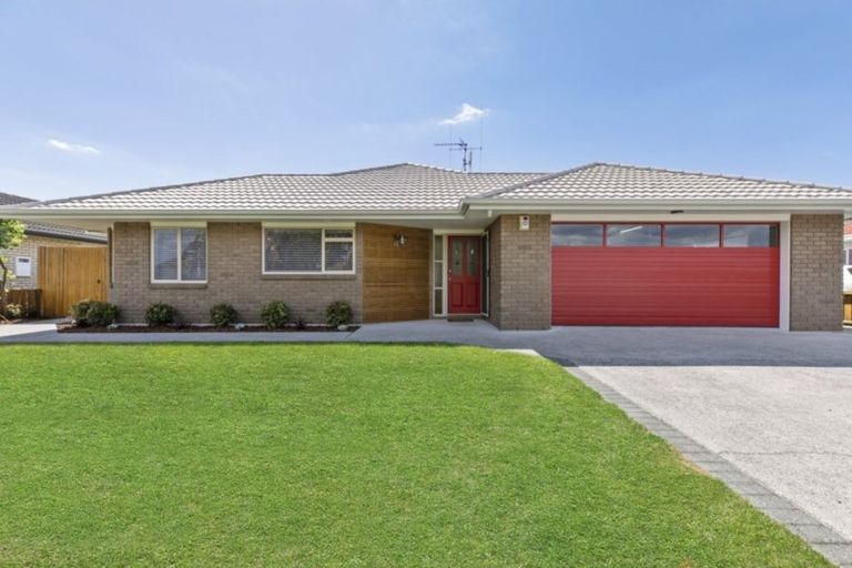 Photo of property in 691 Grenada Street, Papamoa Beach, Papamoa, 3118