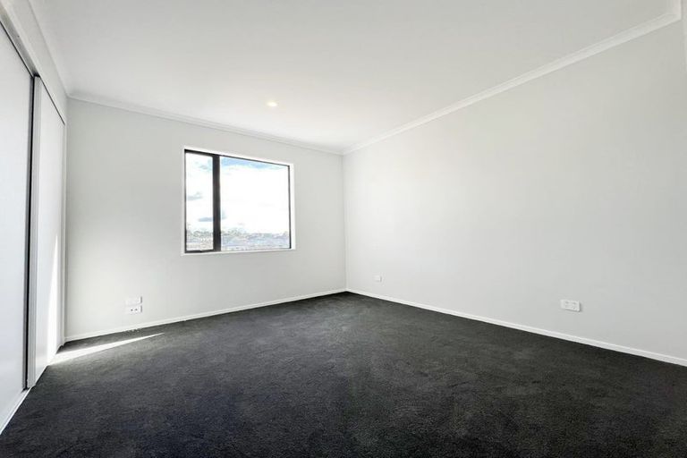 Photo of property in 48 Cambie Avenue, Red Beach, 0932