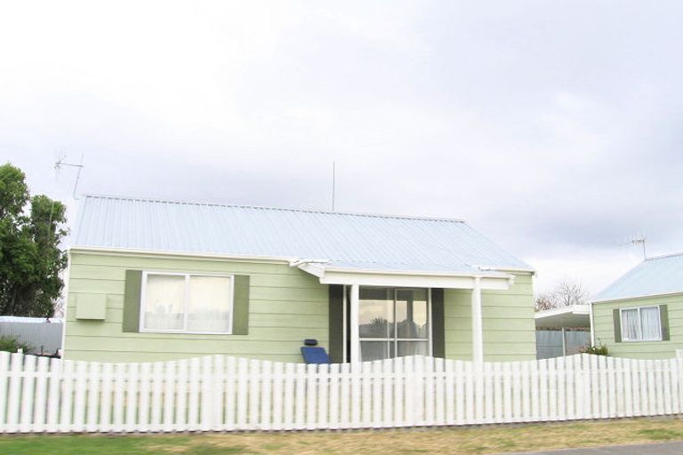 Photo of property in 2/27 Lanark Crescent, Tamatea, Napier, 4112