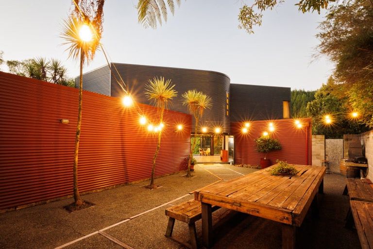 Photo of property in 631 Pahiatua Aokautere Road, Aokautere, Palmerston North, 4471